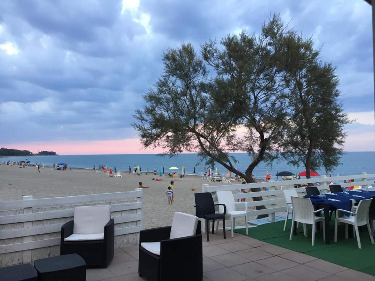 Un Posto Al Sole Bed & Breakfast Torretta  Luaran gambar